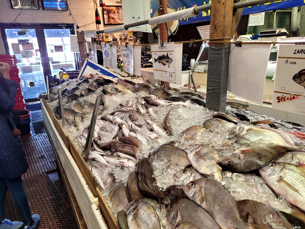Two Cousins Fish Market Inc [Retail Location] | 255 Woodcleft Ave, Freeport, NY 11520 | Phone: (516) 379-0793