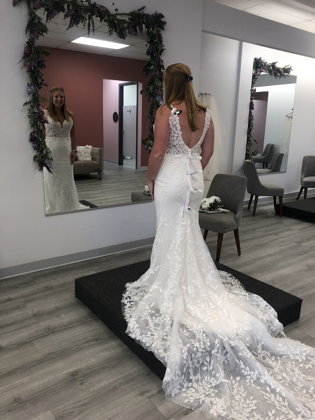 Laura & Leigh Bridal | 937 Church Rd, Cherry Hill, NJ 08002 | Phone: (856) 779-0384