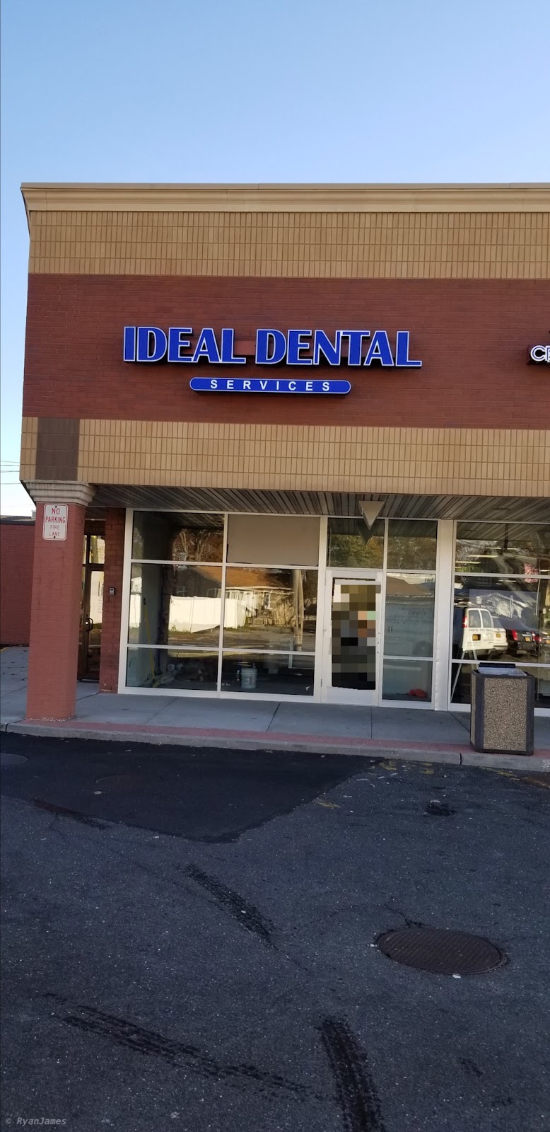 Ideal Dental Services: Freedman, Richard S DDS | 70 Deer Shore Square, North Babylon, NY 11703 | Phone: (631) 242-7711