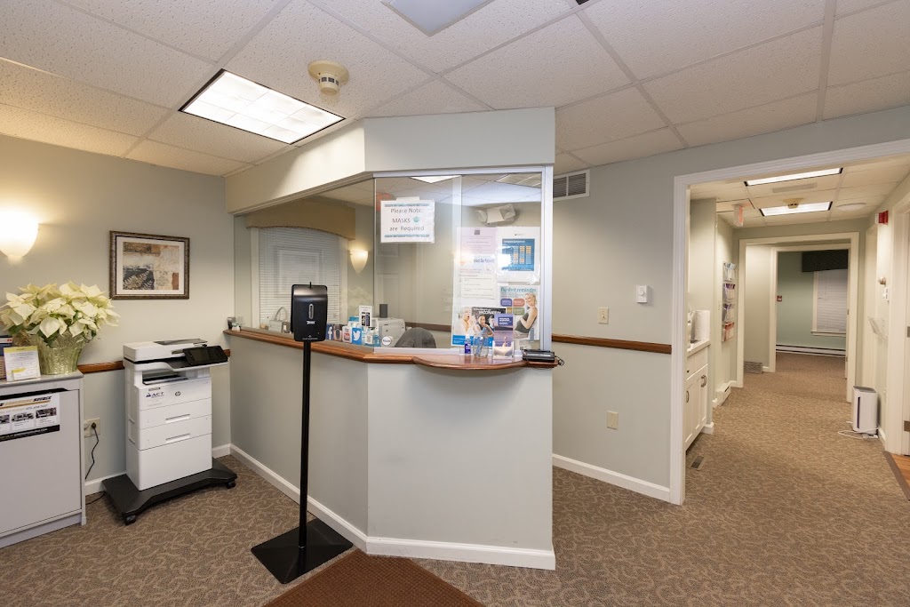 County Obstetrics and Gynecology Group, P.C. | 2 Samson Rock Dr #1c, Madison, CT 06443 | Phone: (203) 421-6321