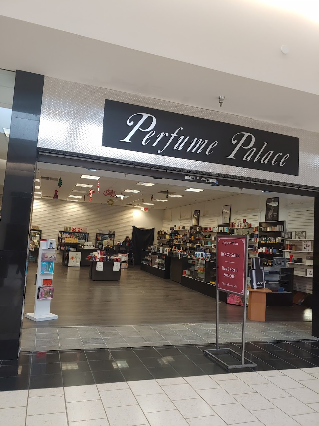 Perfume Palace | 1365 N Dupont Hwy space 2044a, Dover, DE 19901 | Phone: (302) 744-8355