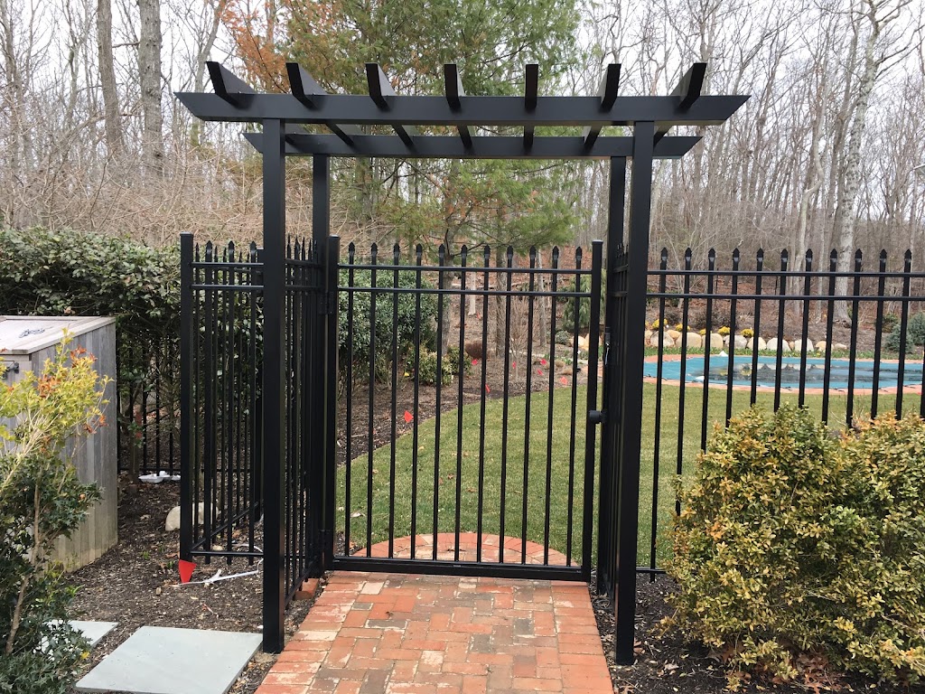 Residential Fences Corp. | 1775 Middle Country Rd, Ridge, NY 11961 | Phone: (631) 924-3011