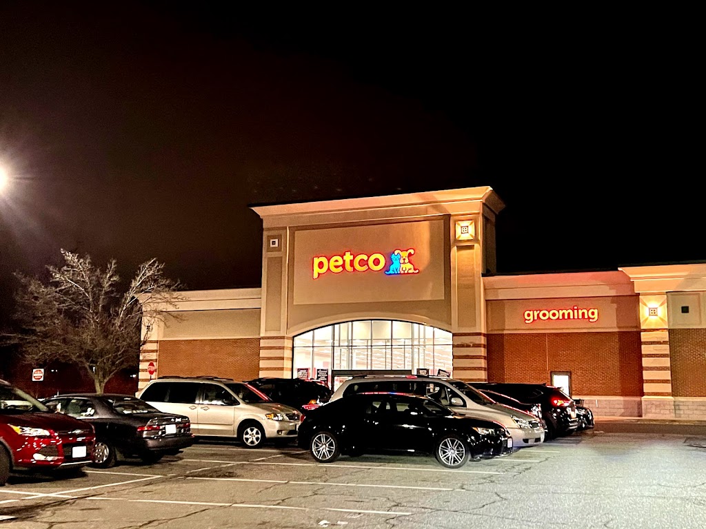 Petco | 45 Holyoke St, Holyoke, MA 01040 | Phone: (413) 539-9197