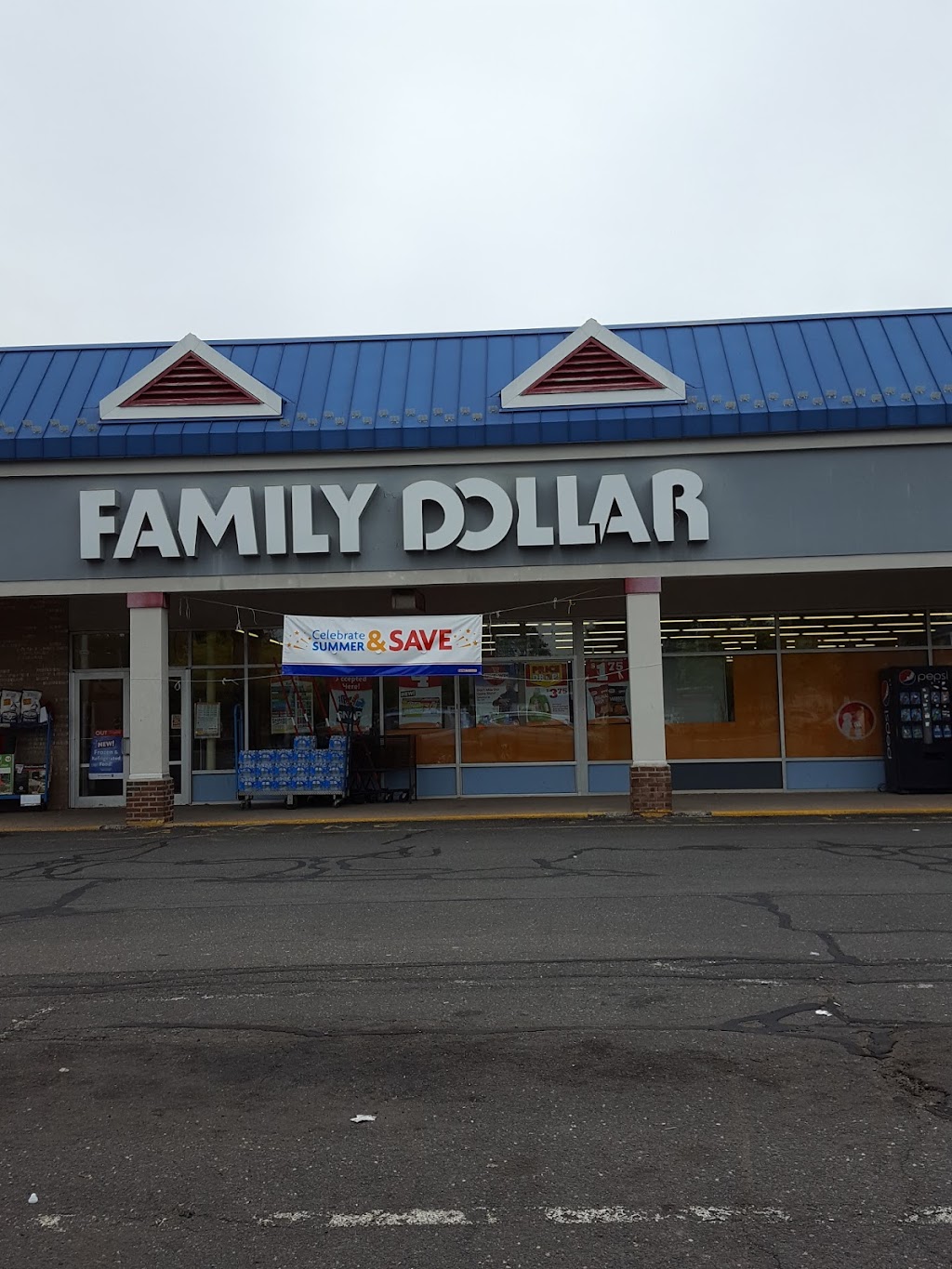 Family Dollar | 265 Ellington Rd, East Hartford, CT 06108 | Phone: (959) 710-5957