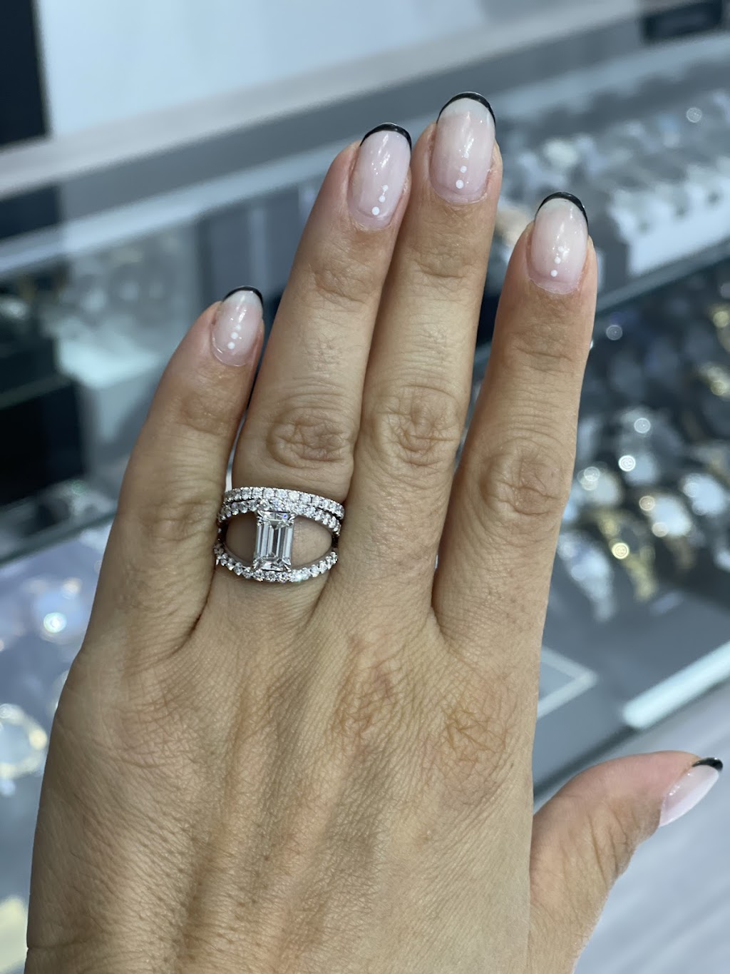 Michael & Co. Jewelers | At The Westchester Mall 125 Westchester Ave Inside The Westchester Mall, White Plains, NY 10601 | Phone: (914) 761-1787