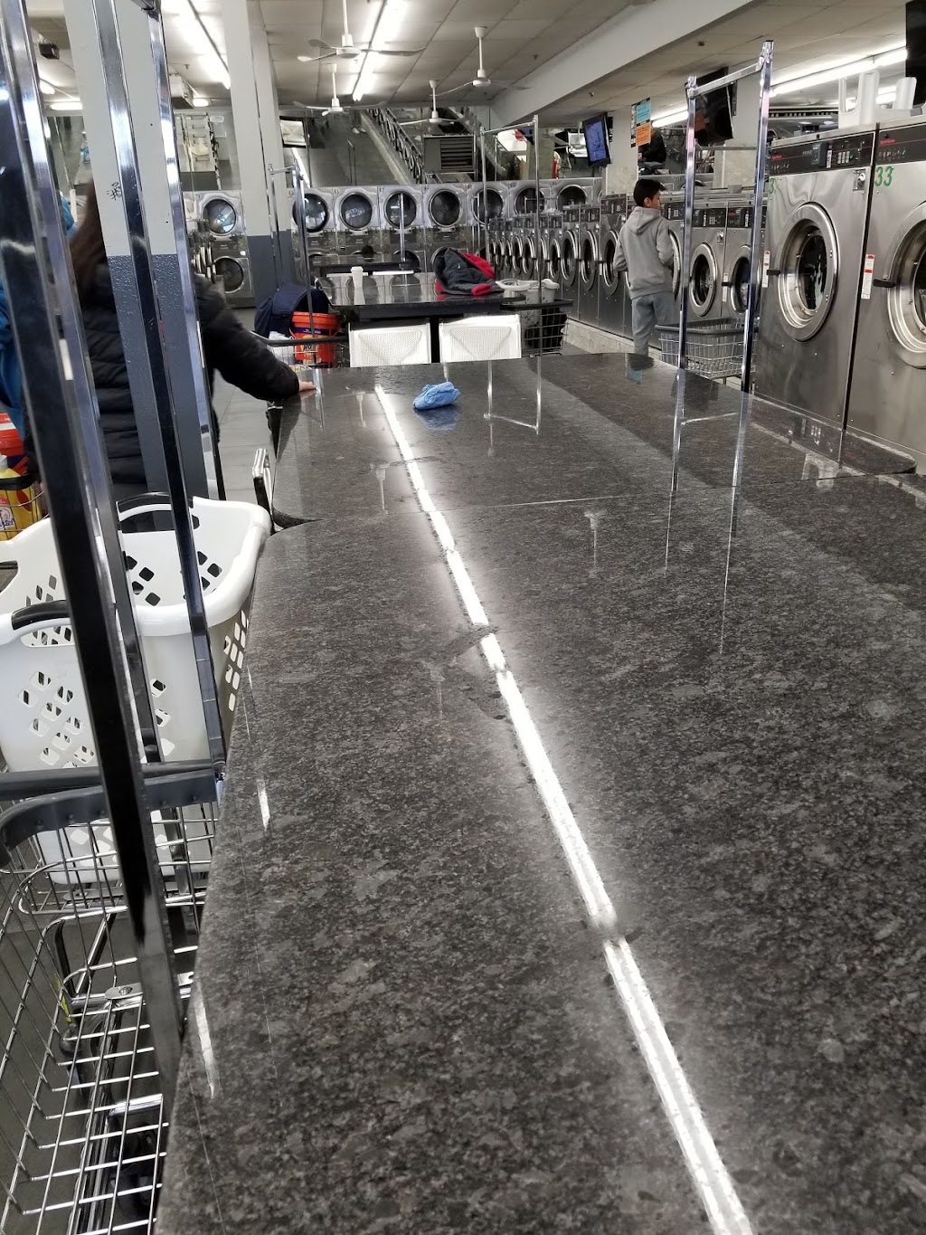 Laundry Depot East Islip | 24 W Main St, East Islip, NY 11730 | Phone: (631) 650-0852