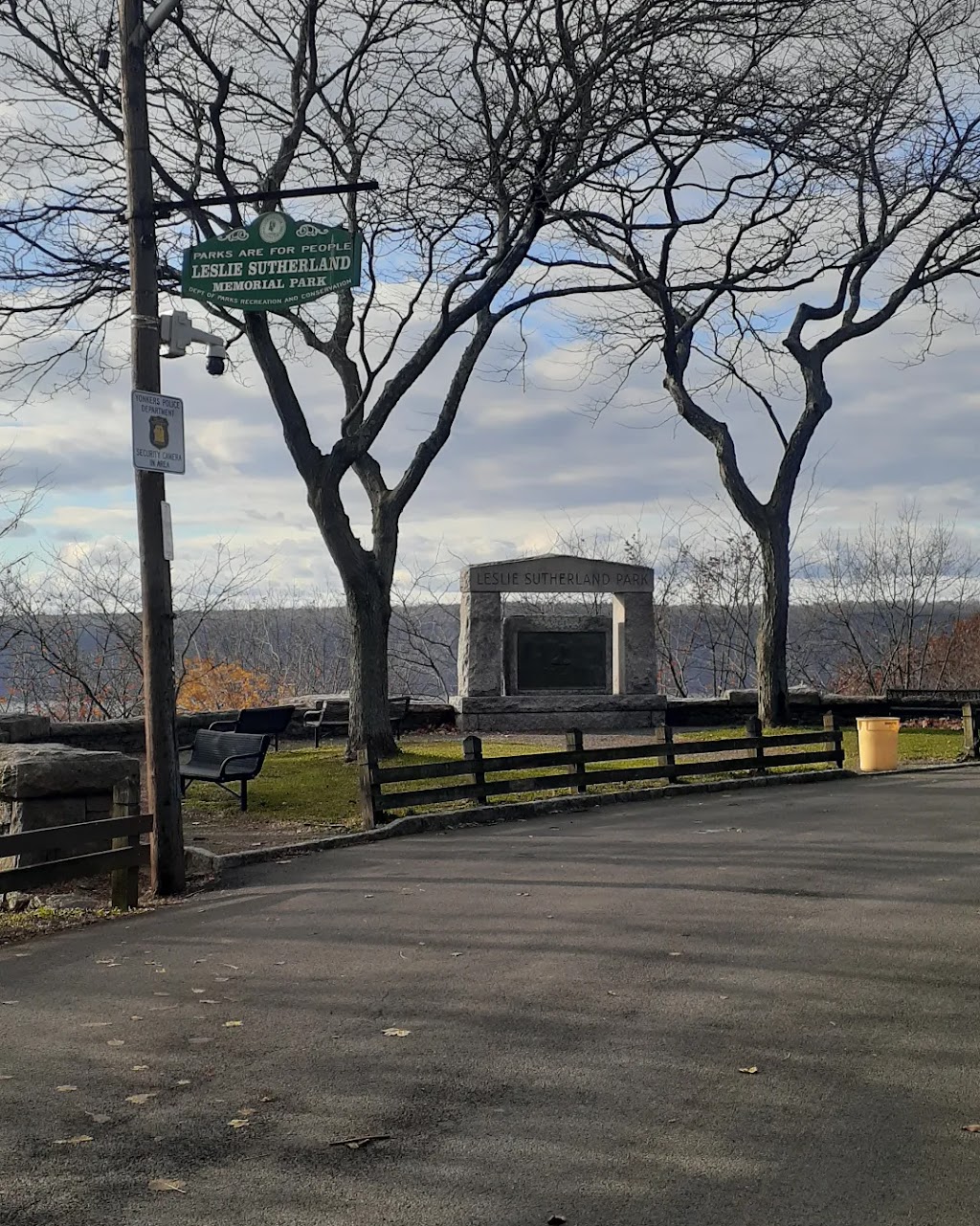 Leslie Sutherland Park | 35 Overcliff St, Yonkers, NY 10705 | Phone: (914) 377-6450