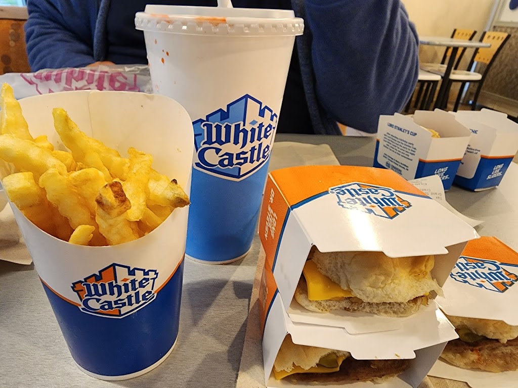 White Castle | 2201 Middle Country Rd, Centereach, NY 11720 | Phone: (631) 467-3147