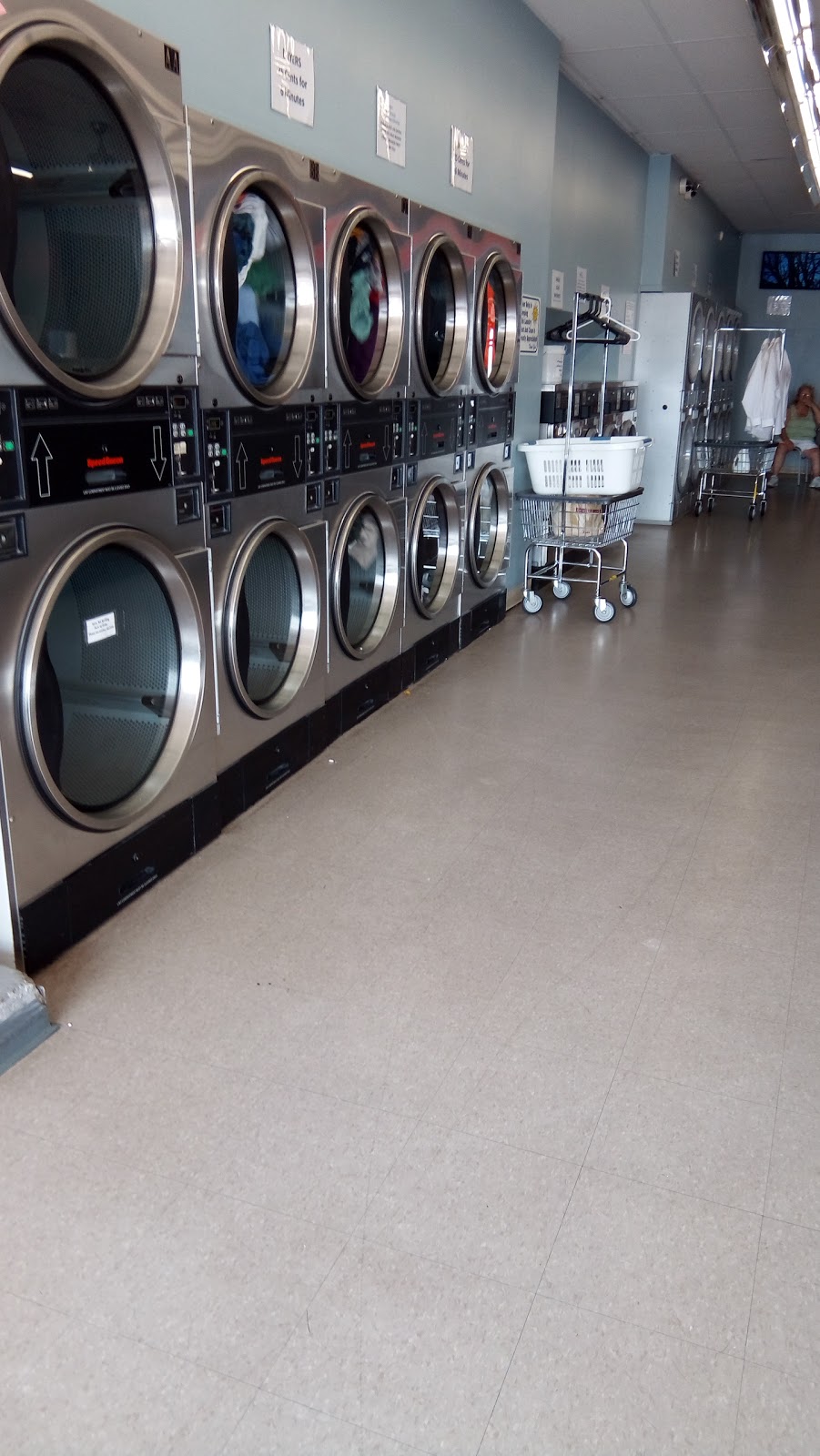 Best Choice Laundromat | 1243 Airport Rd, Allentown, PA 18109 | Phone: (484) 735-1175