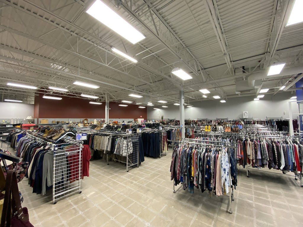 Goodwill | 183 University Dr, Amherst, MA 01002 | Phone: (413) 835-0096