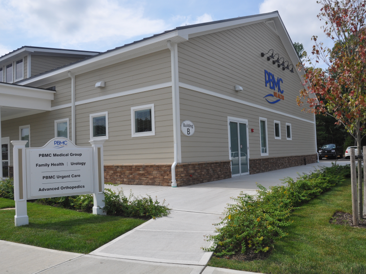 Peconic Bay Medical Center | 496 County Rd 111, Manorville, NY 11949 | Phone: (631) 405-3200