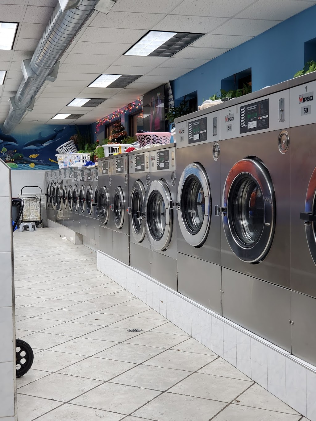 East Newark Central Laundromat | 401 John St, East Newark, NJ 07029 | Phone: (973) 485-1595