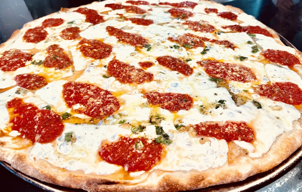 Pizza Spot | 431 DeKalb Ave # A, Brooklyn, NY 11205 | Phone: (718) 650-5850