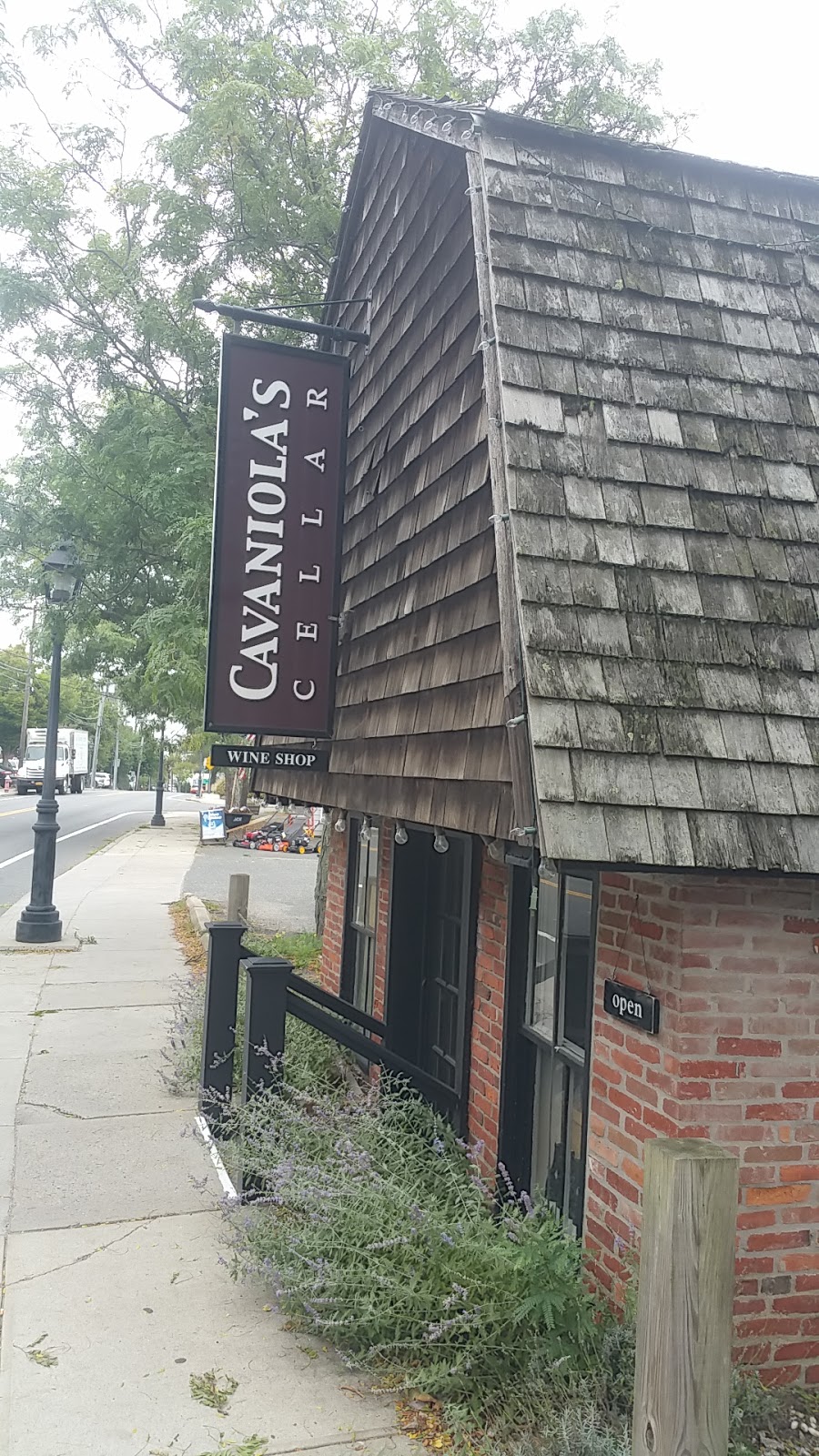 Cavaniola Gourmet Cheese | 89 Division St, Sag Harbor, NY 11963 | Phone: (631) 725-0095