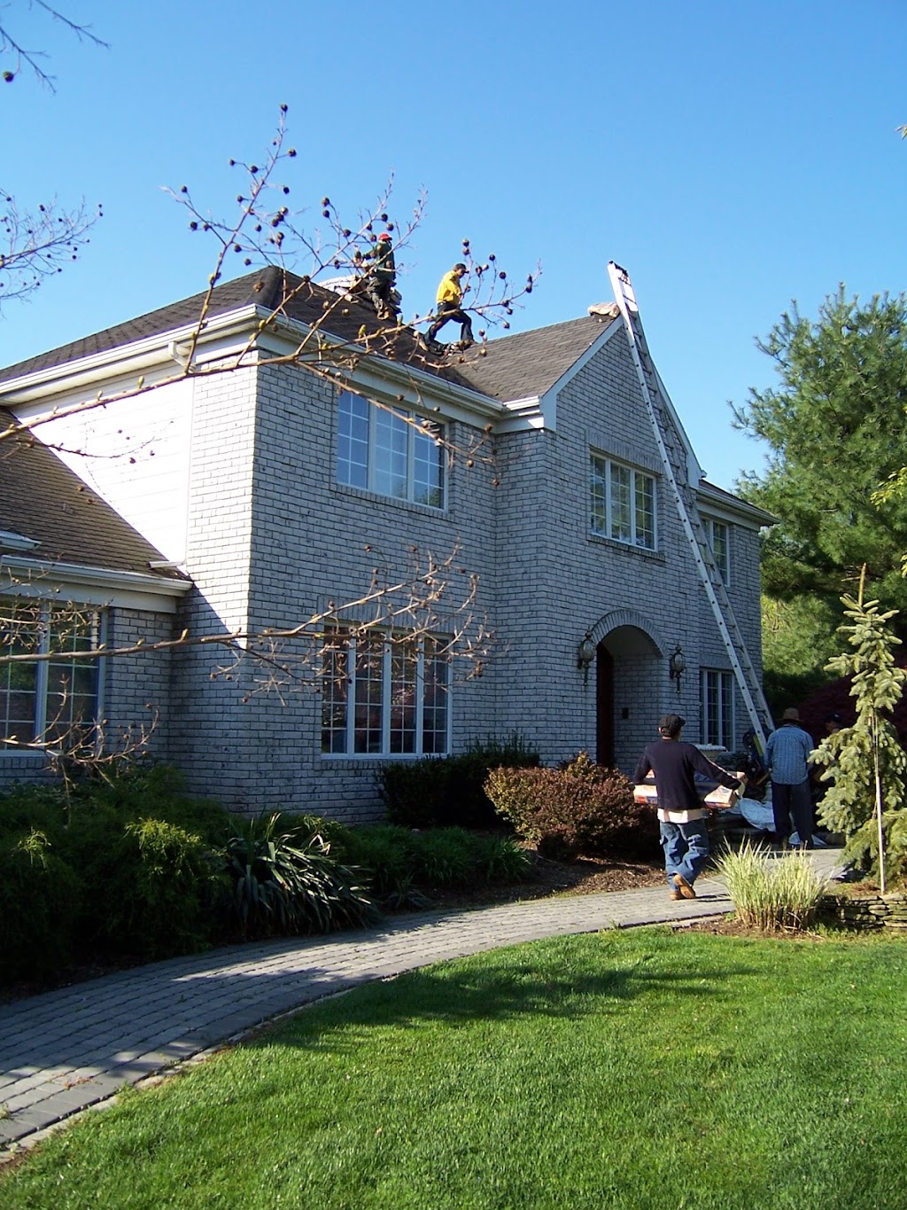 Allstate Contracting Inc | Roofing Siding Windows & Gutters | 365 Navesink Ave, Middletown Township, NJ 07716 | Phone: (732) 787-2000