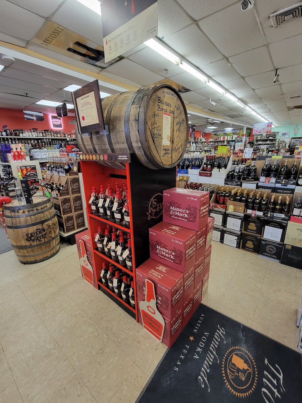 East 52nd Wine & Liquor | 1951 NY-52, Liberty, NY 12754 | Phone: (845) 292-7200