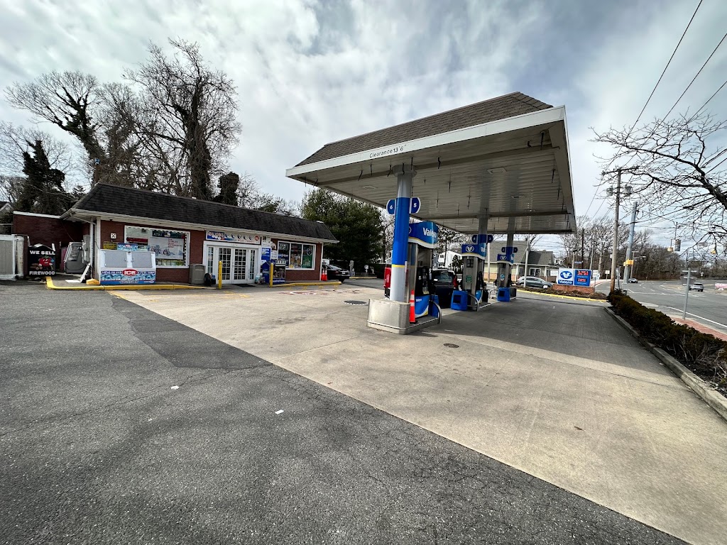 Valero | 1628 Montauk Hwy, Oakdale, NY 11769 | Phone: (631) 218-0917