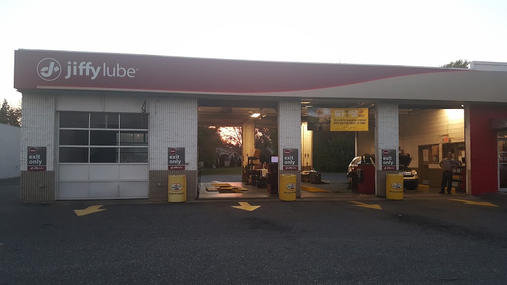 Jiffy Lube | 2266 Street Rd, Bensalem, PA 19020 | Phone: (215) 639-7737