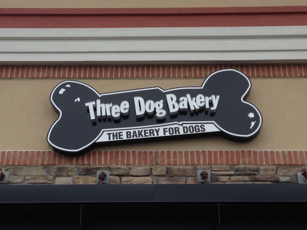 Three Dog Bakery - The Bakery for Dogs! | 1502 West Chester Pike, West Chester, PA 19382 | Phone: (484) 266-0151