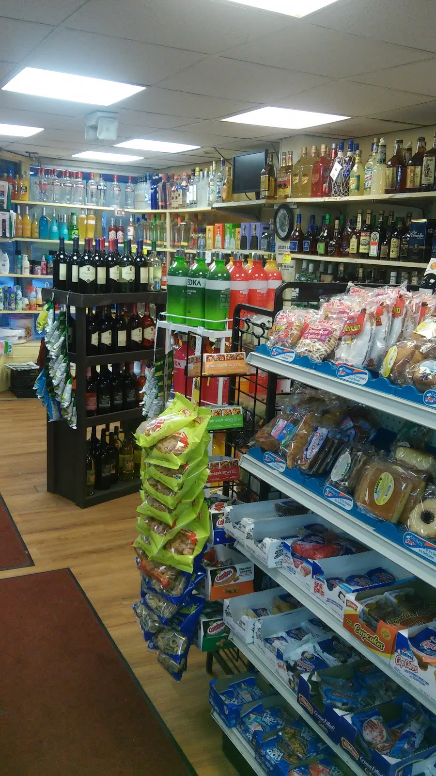 Sams Liquor & Deli | 325 W Clinton St, Dover, NJ 07801 | Phone: (973) 361-0650