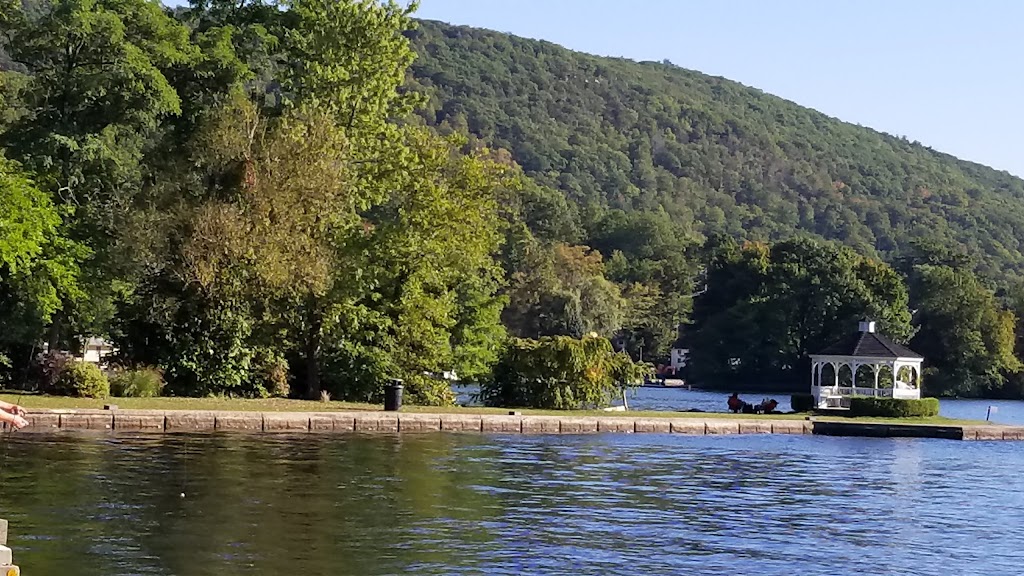 Thomas P. Morahan Waterfront Park | Beach restricted to residents of Town of Warwick NY only, 7 Windermere Ave, Greenwood Lake, NY 10925 | Phone: (845) 477-9215