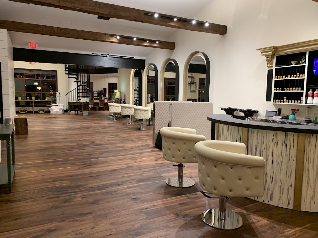 THE FRONT PAGE Beauty Bar & Barber | 641 Main St S, Woodbury, CT 06798 | Phone: (203) 837-6898