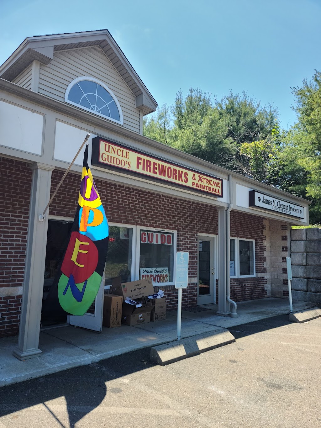 Uncle Guidos Fireworks | 2279 Boston Post Rd, Guilford, CT 06437 | Phone: (203) 214-7398