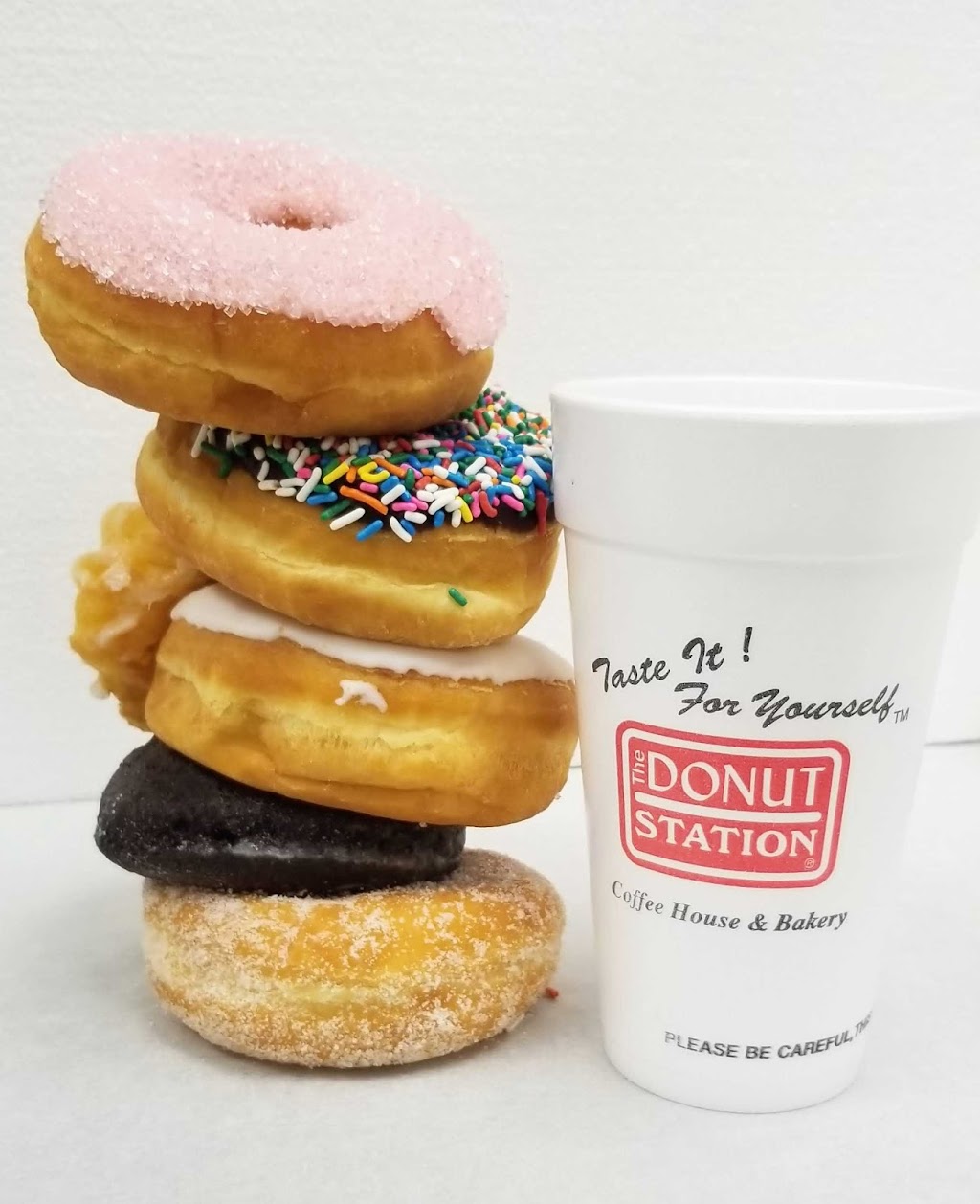 The Donut Station | 429 Winsted Rd, Torrington, CT 06790 | Phone: (860) 482-9554