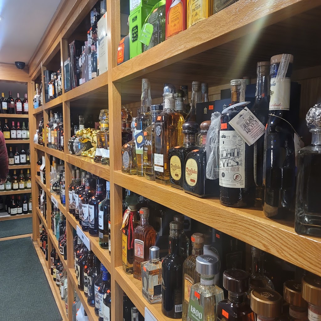 Hydeville package store | 299 East St, Stafford, CT 06076 | Phone: (860) 684-5125