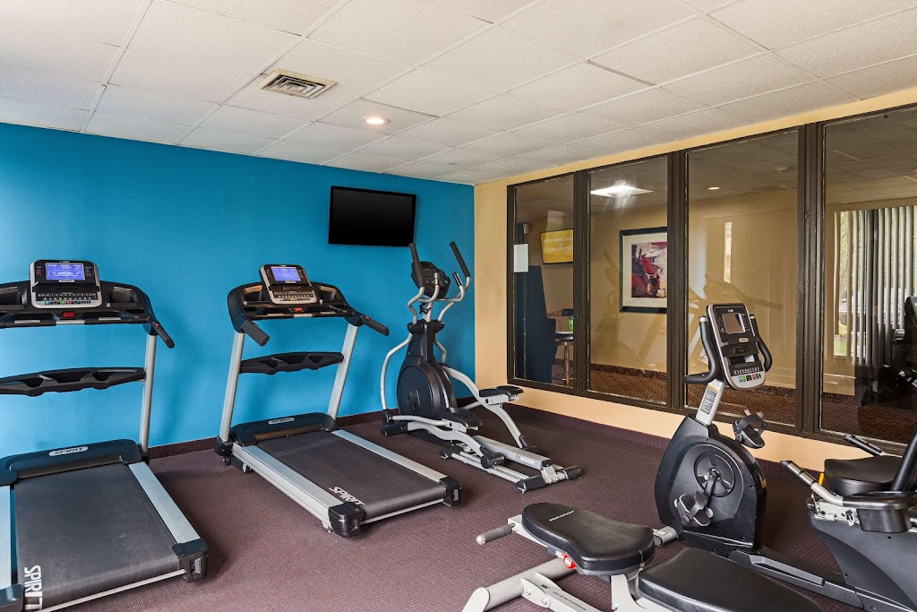 Clarion Inn & Suites Stroudsburg - Poconos | 101 Broad St Building A, Delaware Water Gap, PA 18327 | Phone: (570) 218-4112