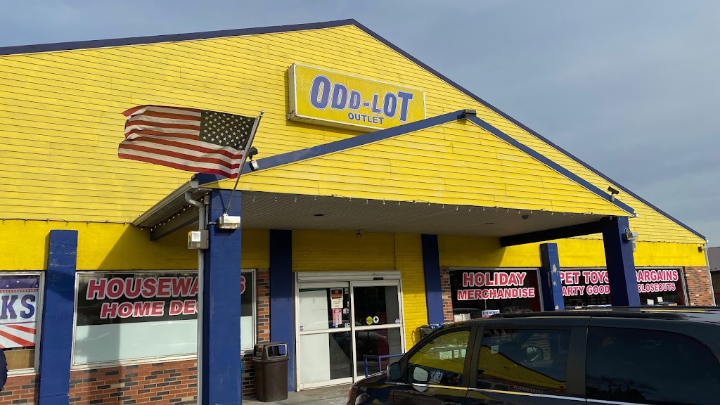 Odd-Lot Outlet | 2889 PA-611, Tannersville, PA 18372 | Phone: (570) 620-2000