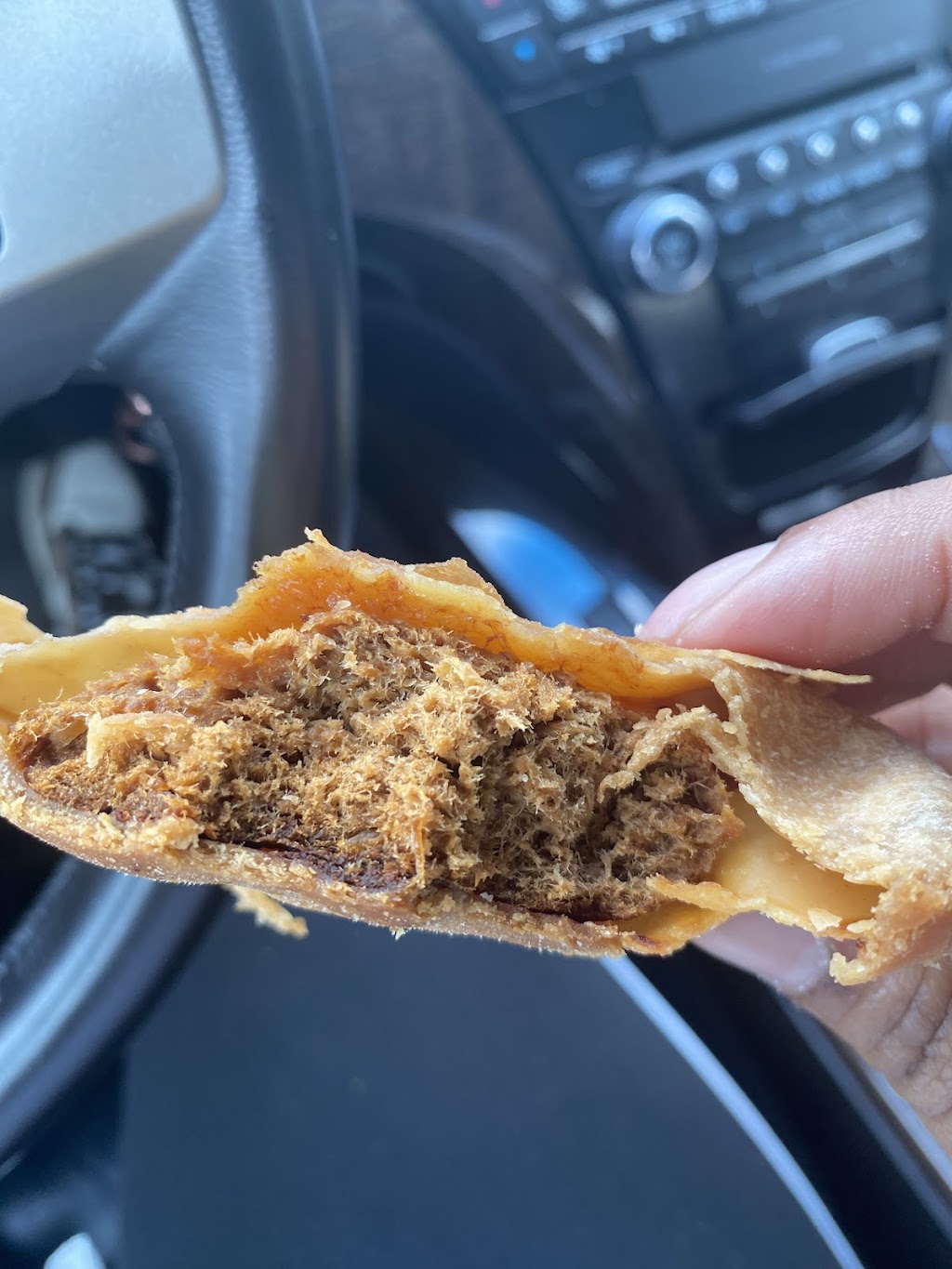 Empanadas monumental | 702 Hanover Ave, Allentown, PA 18109 | Phone: (610) 351-3060