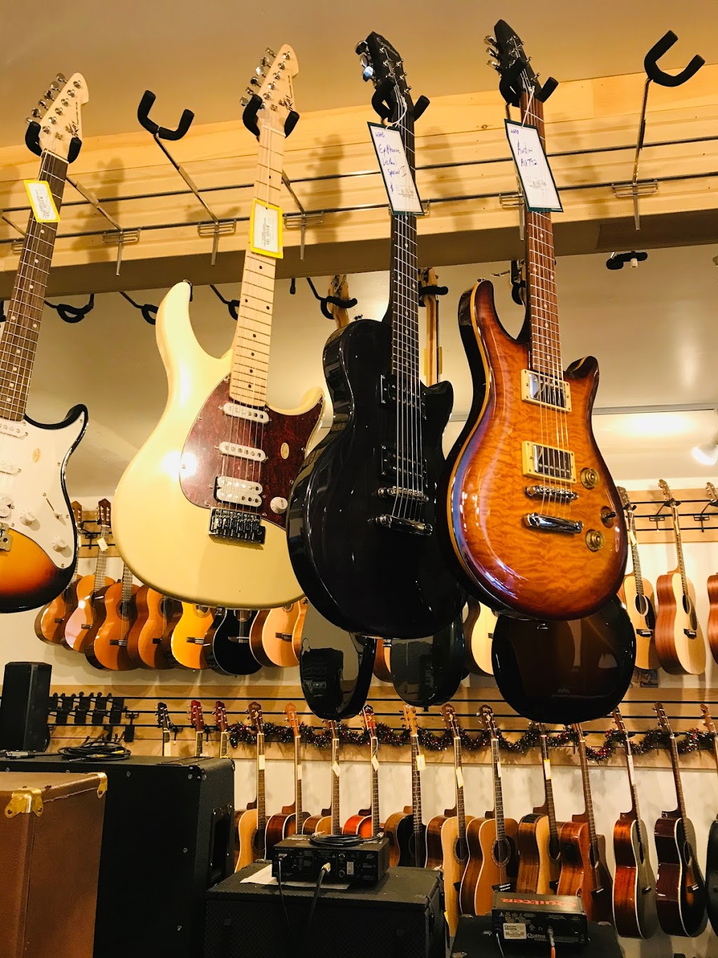 Imperial Guitar & Soundworks | 2A Cherry Hill Rd, New Paltz, NY 12561 | Phone: (845) 255-2555