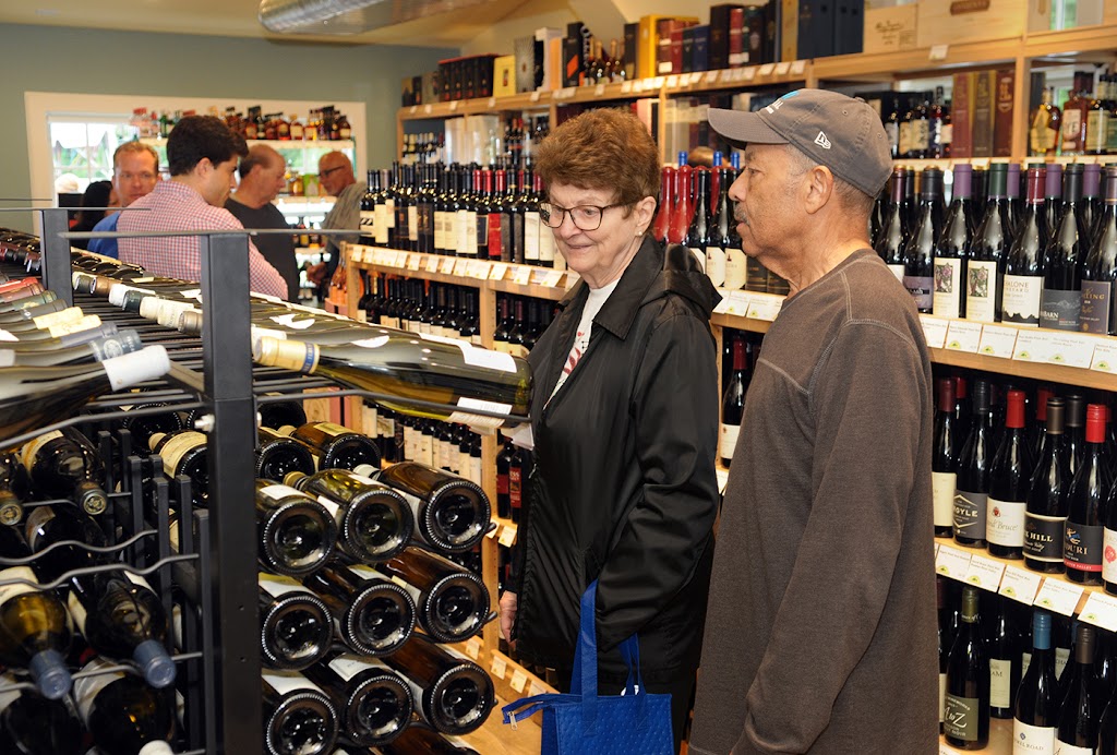 LaRoccas Country Wine and Spirits | 105C Old Long Ridge Rd, Stamford, CT 06903 | Phone: (203) 321-1655