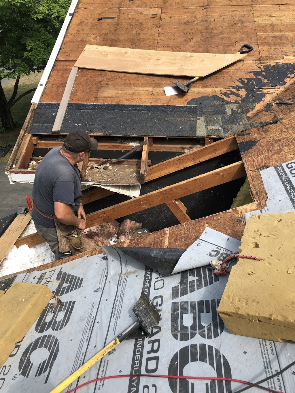 Henrys Roofing Co. Inc. | 56 Hanson Rd, Canton, CT 06019 | Phone: (860) 693-1791