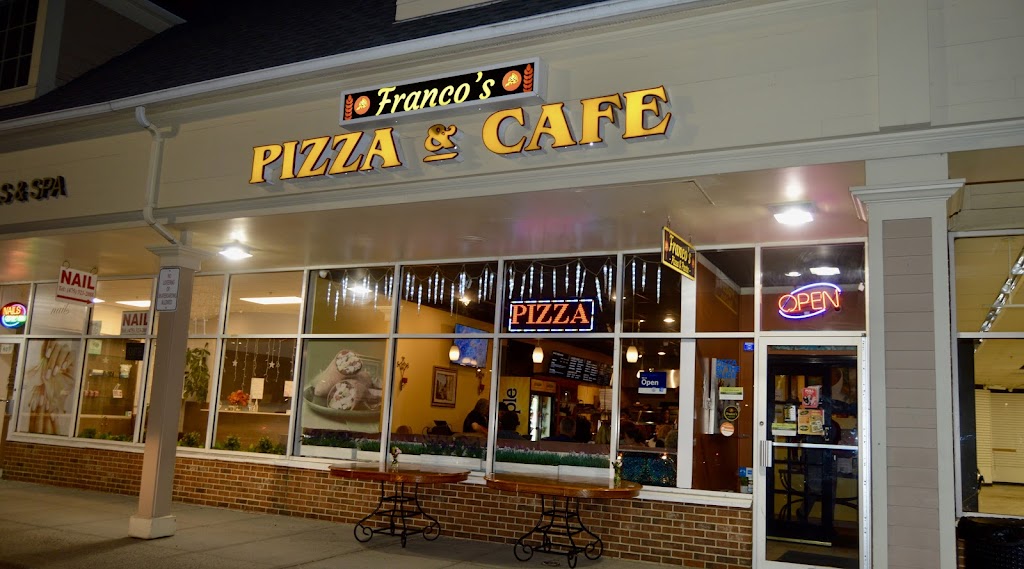 Francos Pizza & Pasta | 228 S Main St, Newtown, CT 06470 | Phone: (203) 270-3548