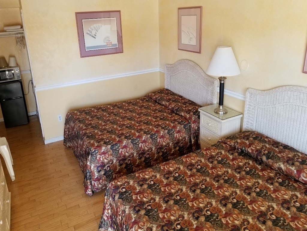 Bay Breeze Motel | Special Call Now, 230 Sumner Ave, Seaside Heights, NJ 08751 | Phone: (732) 830-4555