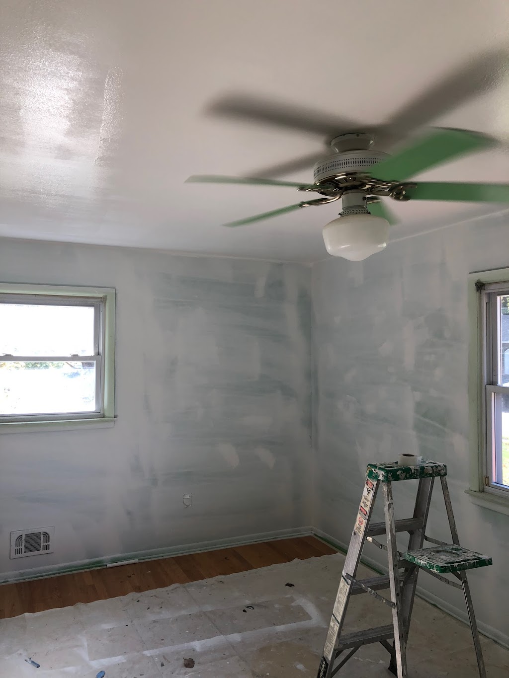 AAA Professional Painters | 4 Sycamore Ct, Monroe Township, NJ 08831 | Phone: (732) 521-8311