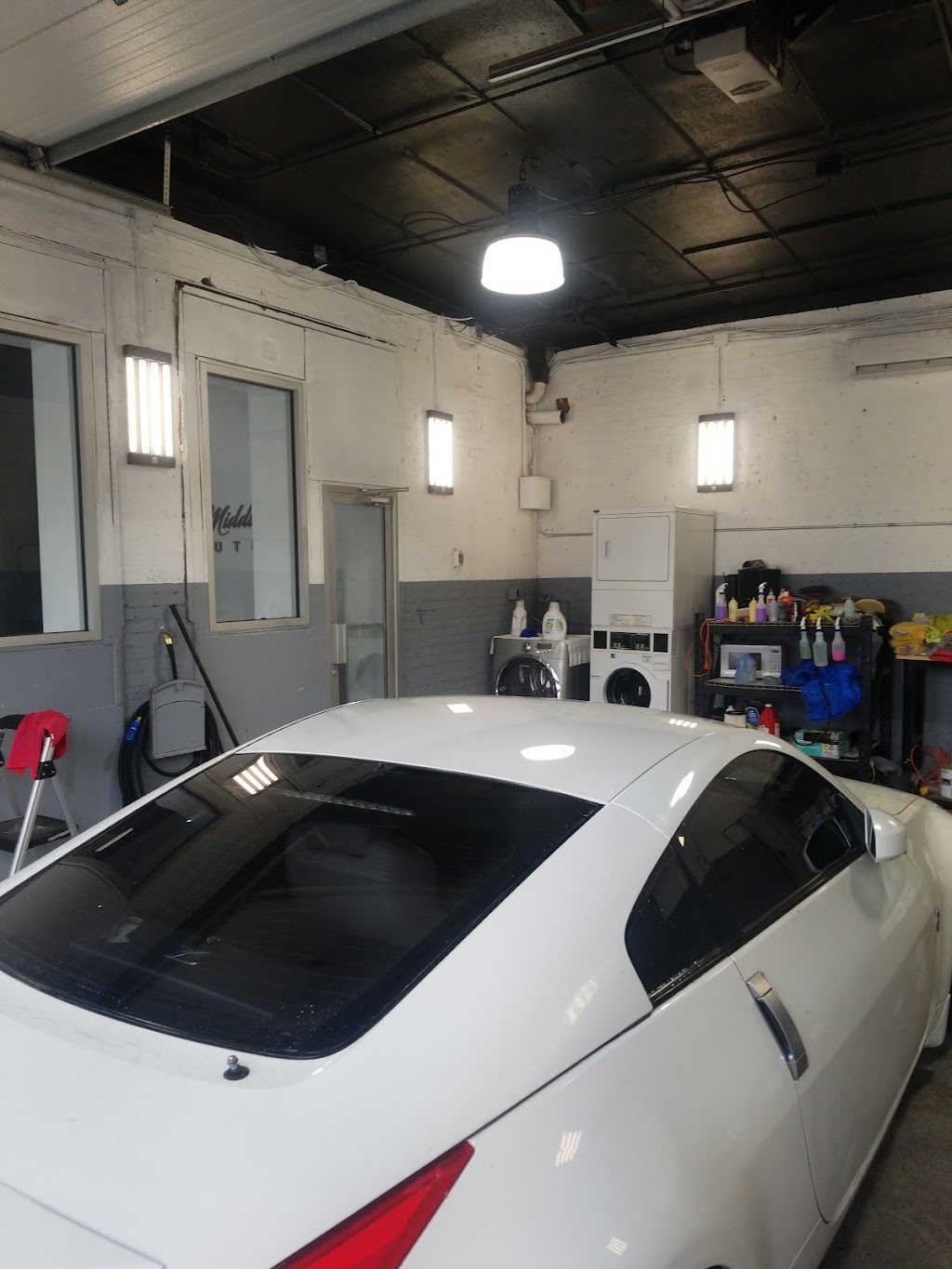 Middle Village Auto Spa | 61-02 69th St, Queens, NY 11379 | Phone: (718) 326-2969