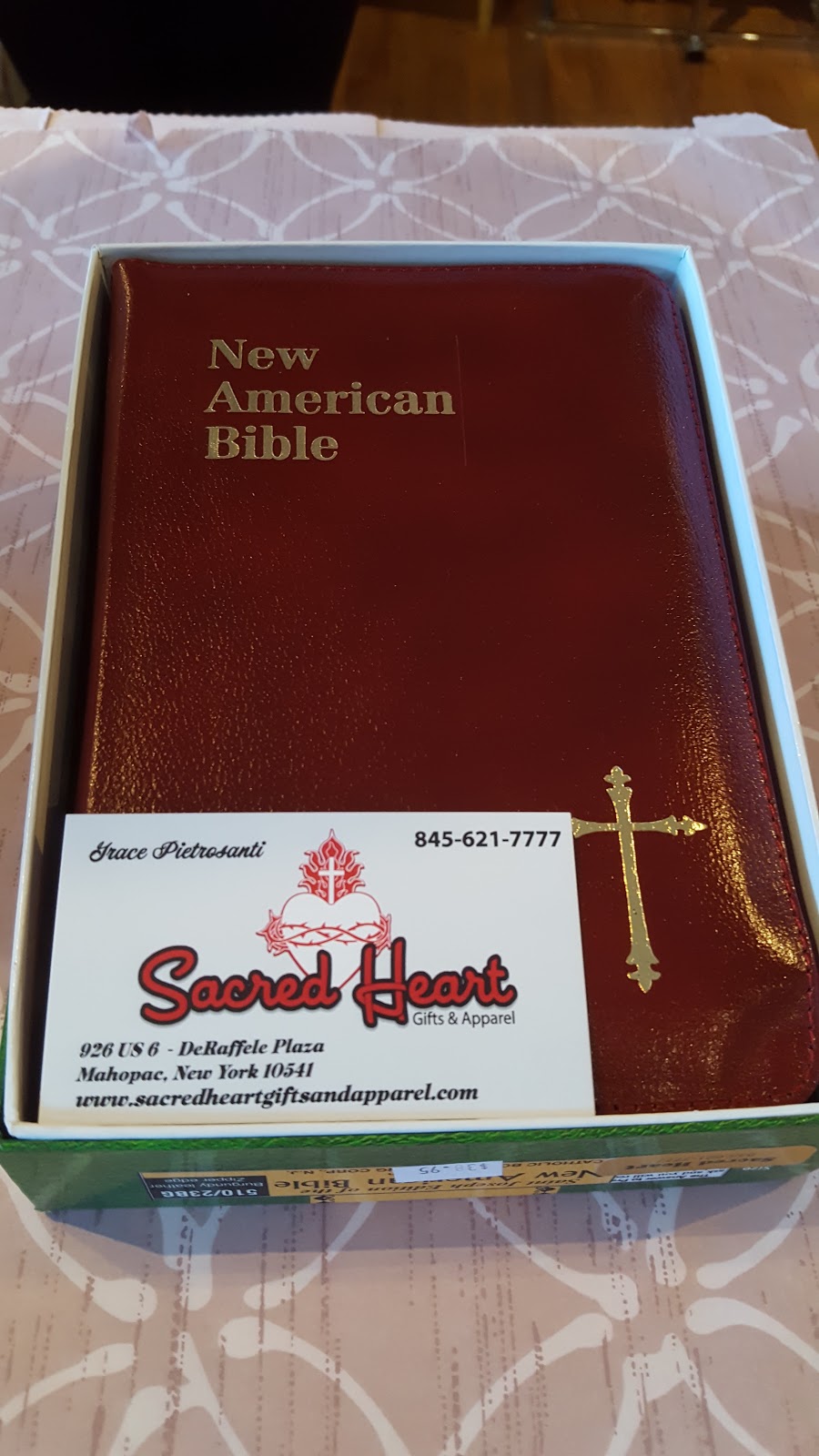 Sacred Heart Gifts and Apparel | 926 US-6, Mahopac, NY 10541 | Phone: (845) 621-7777