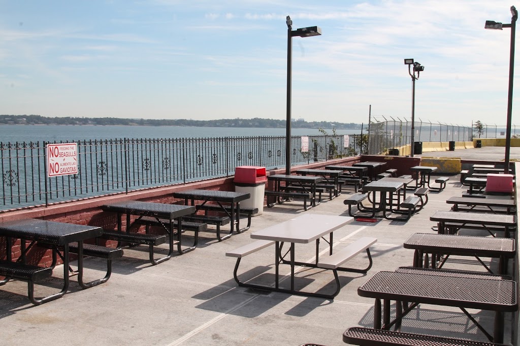 Tonys Pier | 1 City Island Ave, The Bronx, NY 10464 | Phone: (718) 885-1424