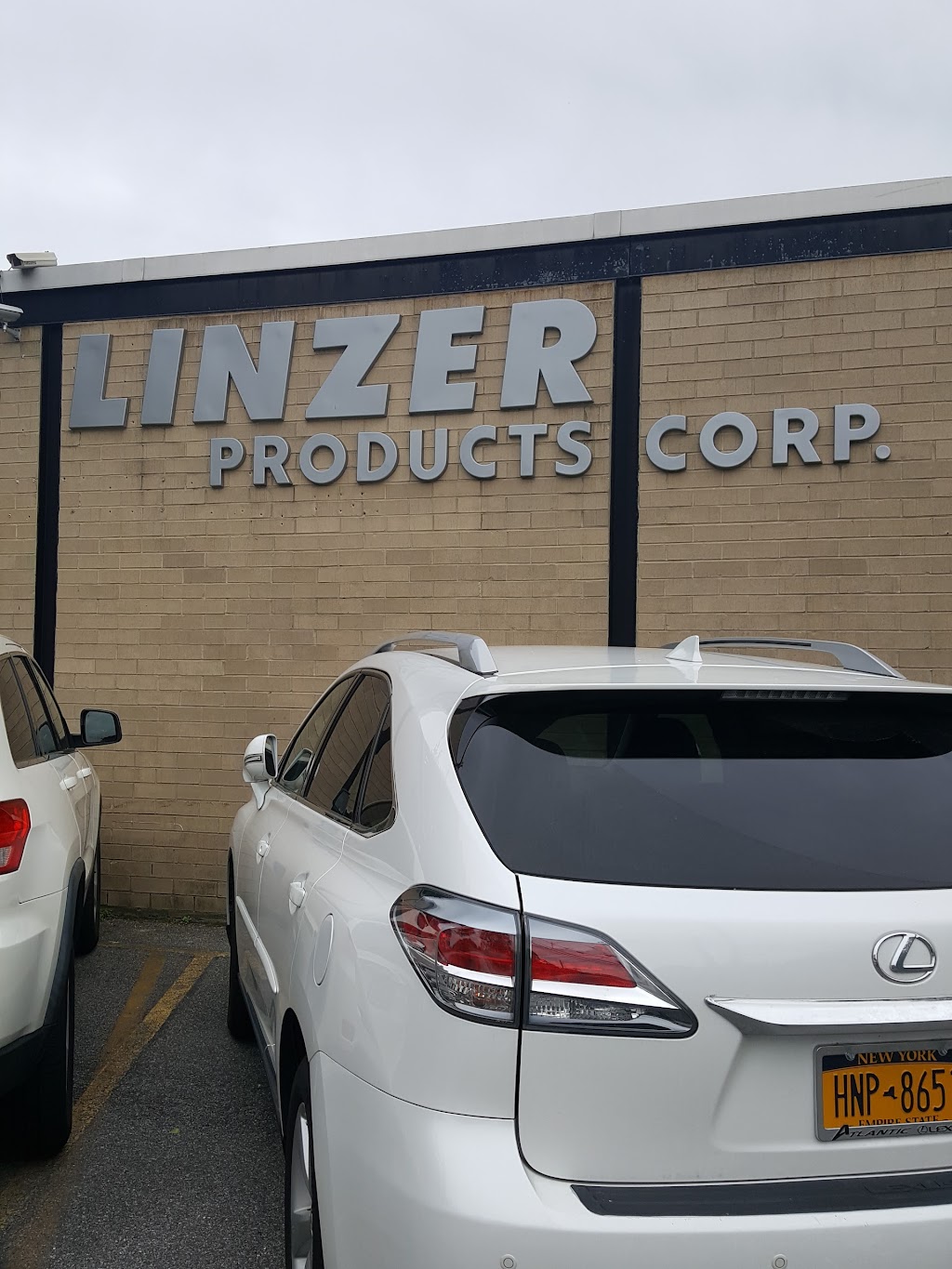 Linzer Products Corporation | 248 Wyandanch Ave, West Babylon, NY 11704 | Phone: (800) 221-0787