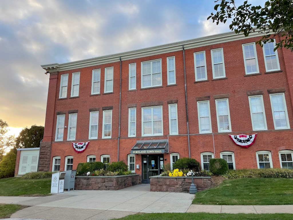 Portland Town Hall | 33 E Main St, Portland, CT 06480 | Phone: (860) 342-6743