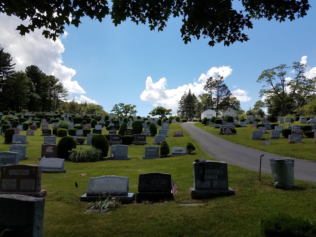 Saint Marys Cemetery | 3110 Whitney Ave, Hamden, CT 06518 | Phone: (203) 248-0141