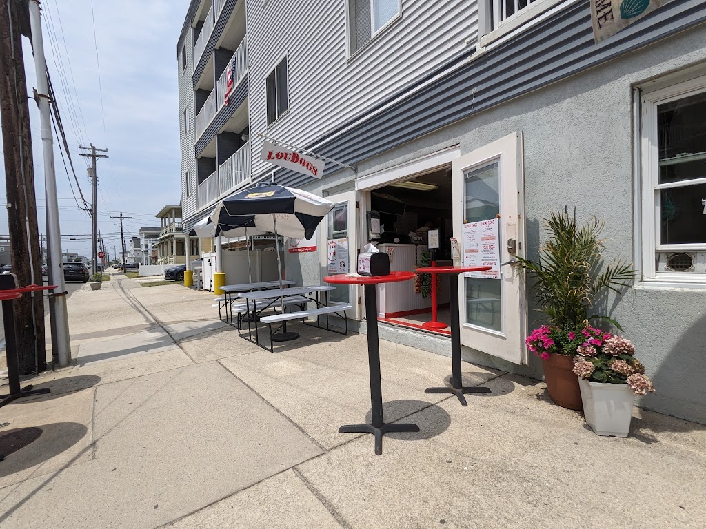 LouDogs | 23 38th &, Pleasure Ave, Sea Isle City, NJ 08243 | Phone: (609) 263-3647