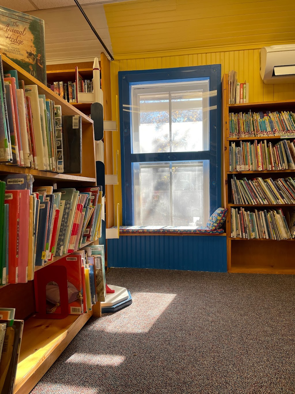 Pipersville Free Library | 7114 Old Easton Rd, Pipersville, PA 18947 | Phone: (215) 766-7880