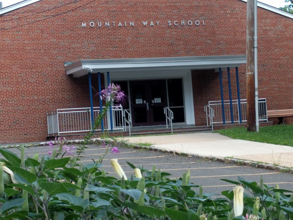 Mountain Way School | 205 Mountain Way Drive, Morris Plains, NJ 07950 | Phone: (973) 538-0339