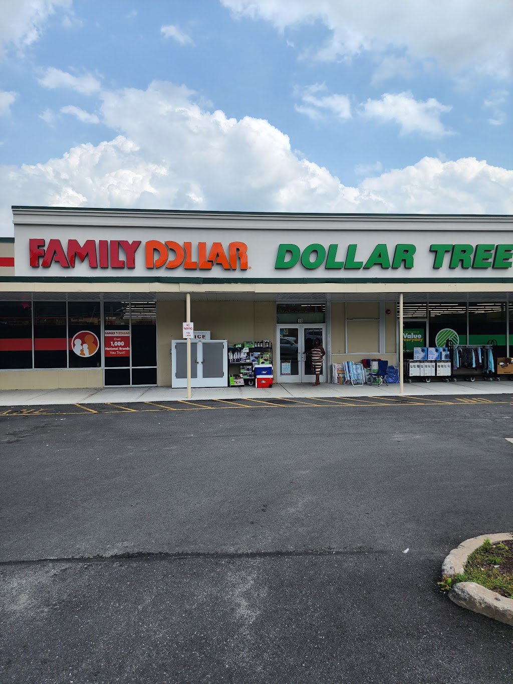 Family Dollar | 16 N Main St, Ellenville, NY 12428 | Phone: (845) 210-0033