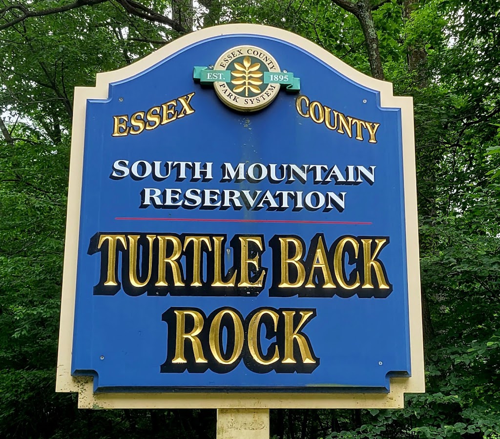 Turtle Back Rock Parking | 374 Walker Rd, West Orange, NJ 07052 | Phone: (973) 268-3500