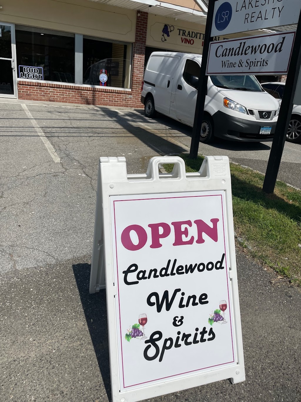 Candlewood Wine & Spirits | 371 Candlewood Lake Rd, Brookfield, CT 06804 | Phone: (203) 740-2234